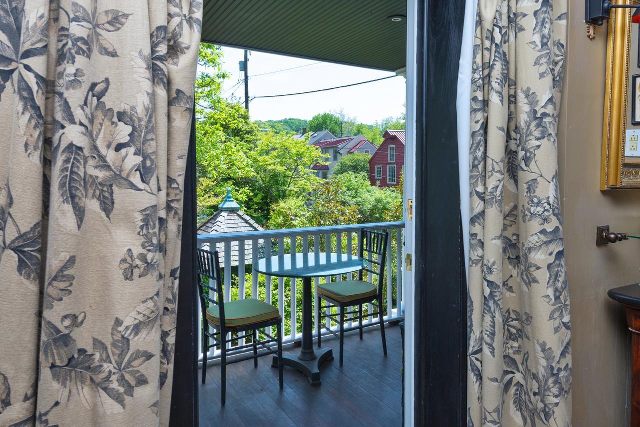 Porches On The Towpath Main House Bed and Breakfast New Hope Εξωτερικό φωτογραφία